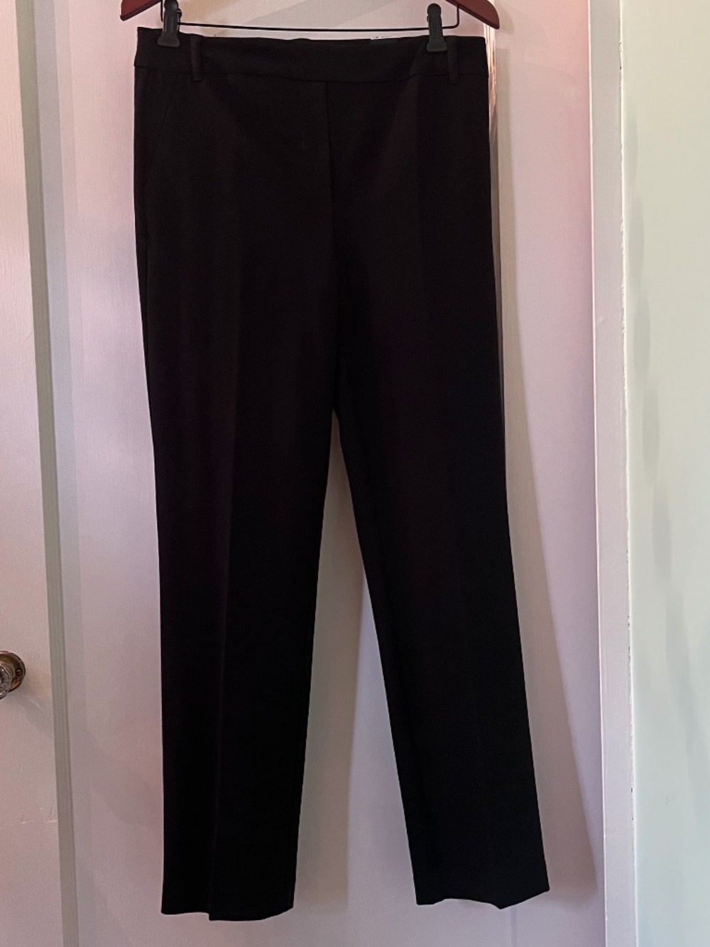 Reitman’s Black Straight-Leg Black Slim Pull-On Pants NWT 10